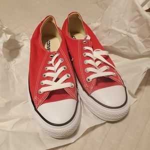 Converse sneaker